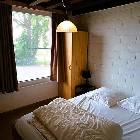 Holiday home Louloudia Bonsoy Jaune 12 In Het Bos Met Mooi Uitzicht En Kalmte