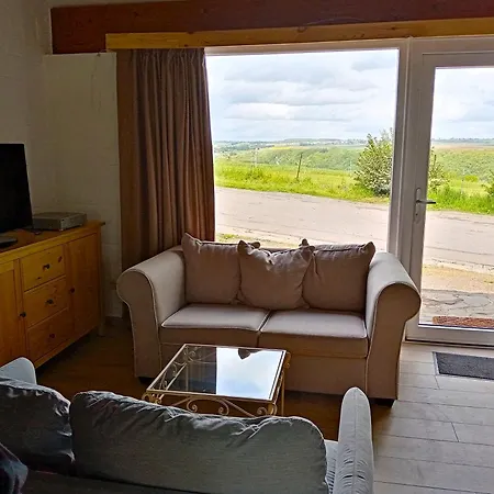 Louloudia Bonsoy Jaune 12 In Het Bos Met Mooi Uitzicht En Kalmte *